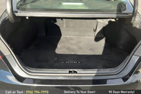 2019 Toyota Camry SE