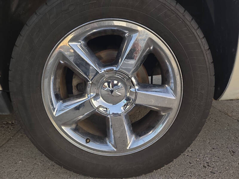 2012 Chevrolet Avalanche LTZ