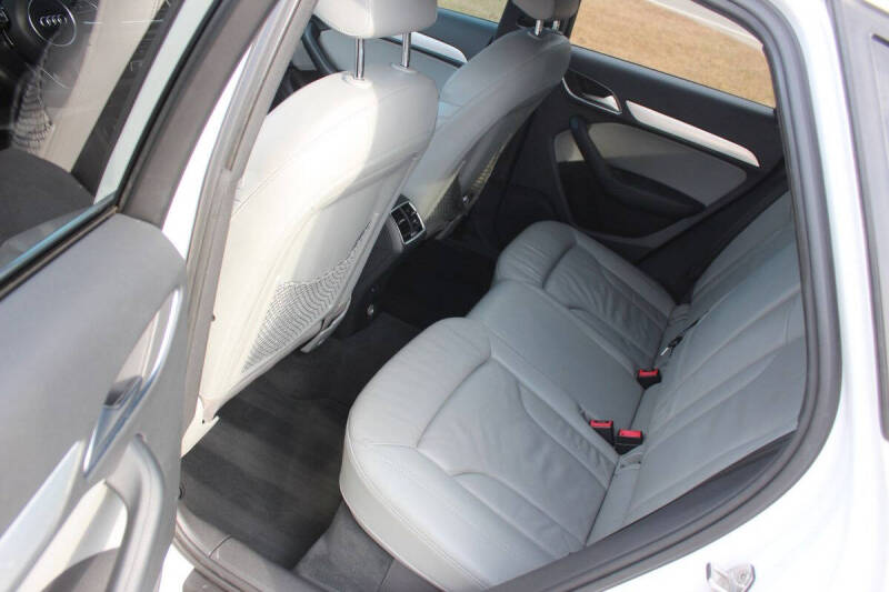 2016 Audi Q3 2.0T Premium Plus