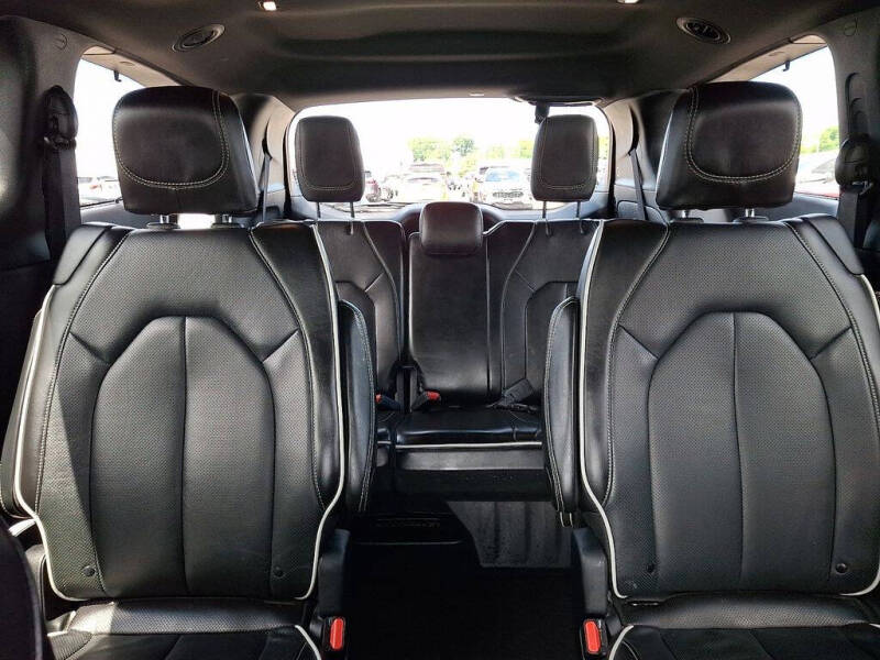 2025 Chrysler Pacifica Limited