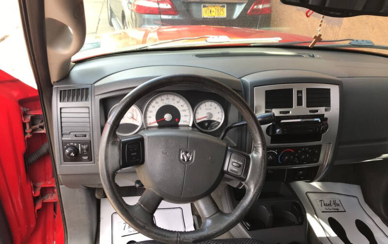 2005 Dodge Dakota Laramie