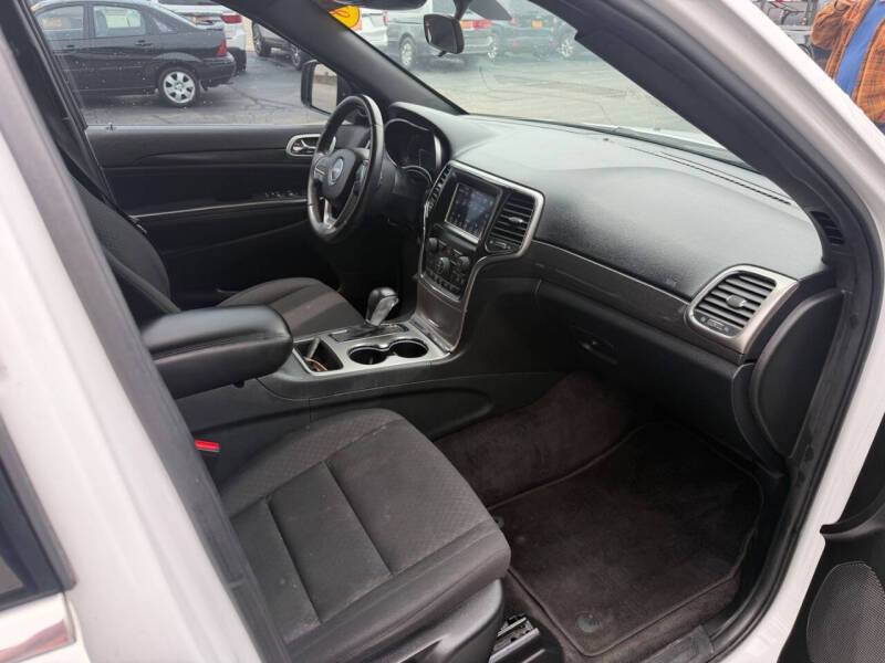 2018 Jeep Grand Cherokee Laredo