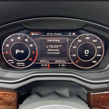 2017 Audi A4 2.0T quattro Premium Plus