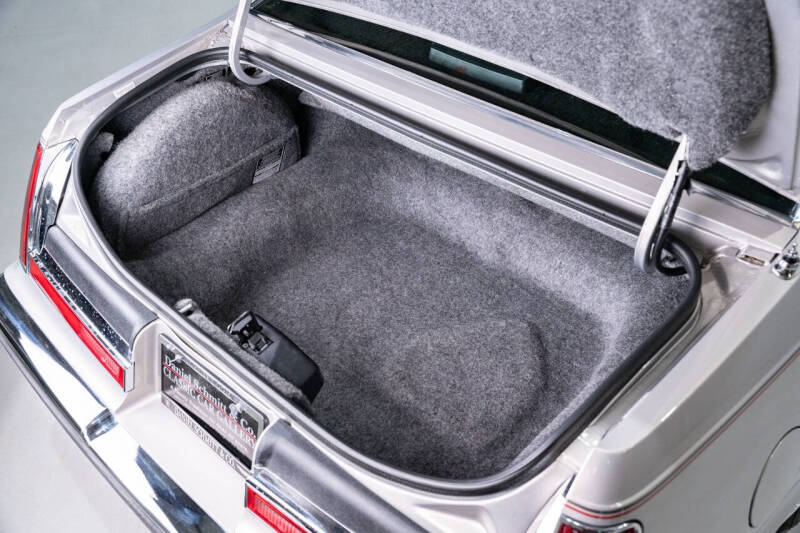 1990 Lincoln Mark VII Bill Blass