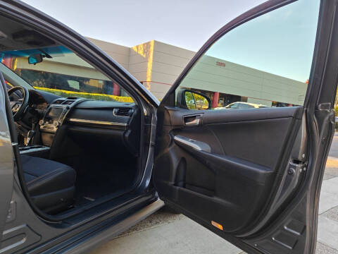 2014 Toyota Camry SE