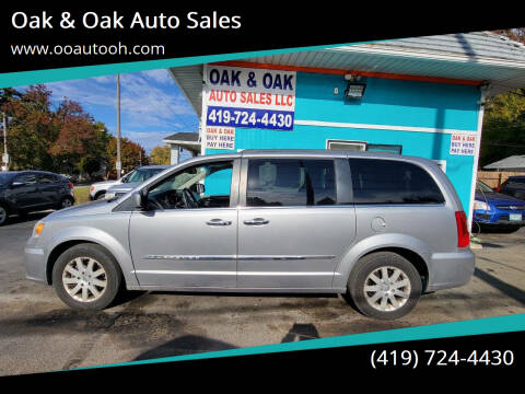 2016 Chrysler Town and Country Touring
