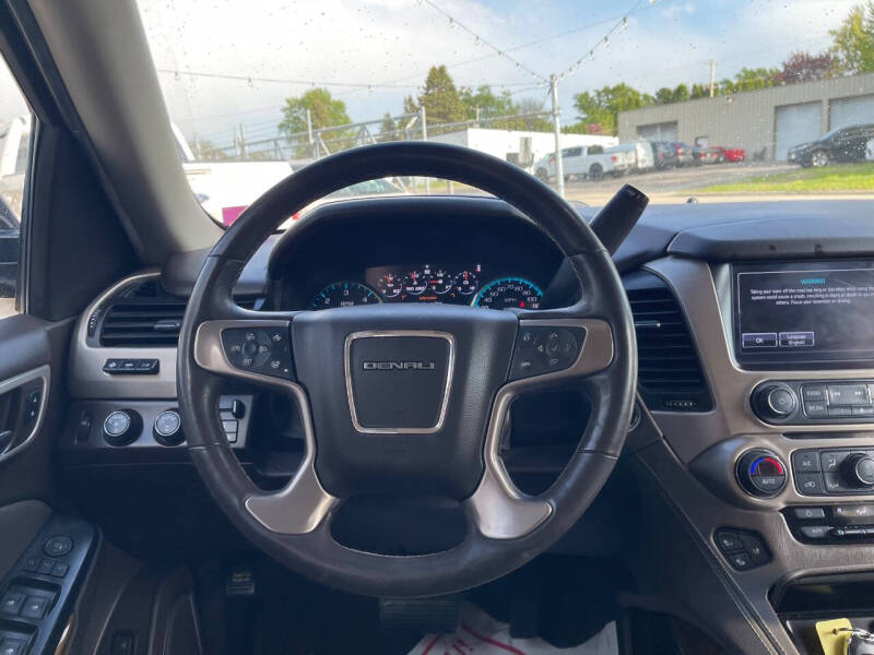 2017 GMC Yukon XL Denali