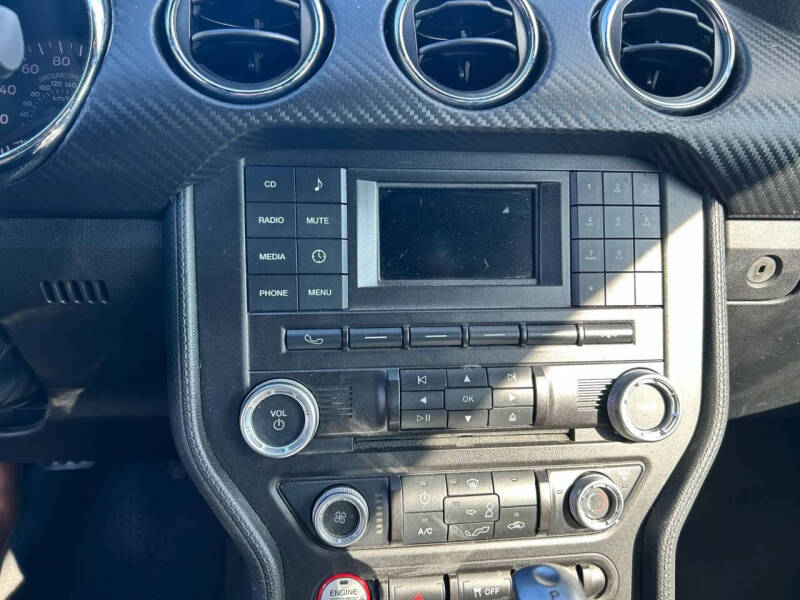 2016 Ford Mustang V6