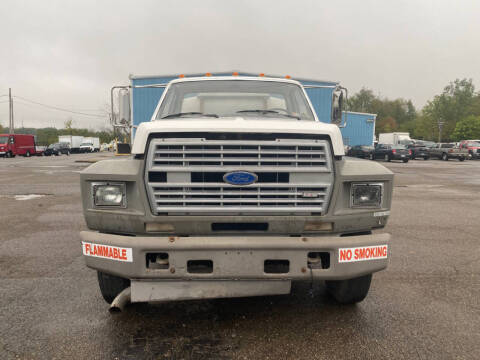 1985 Ford F-800