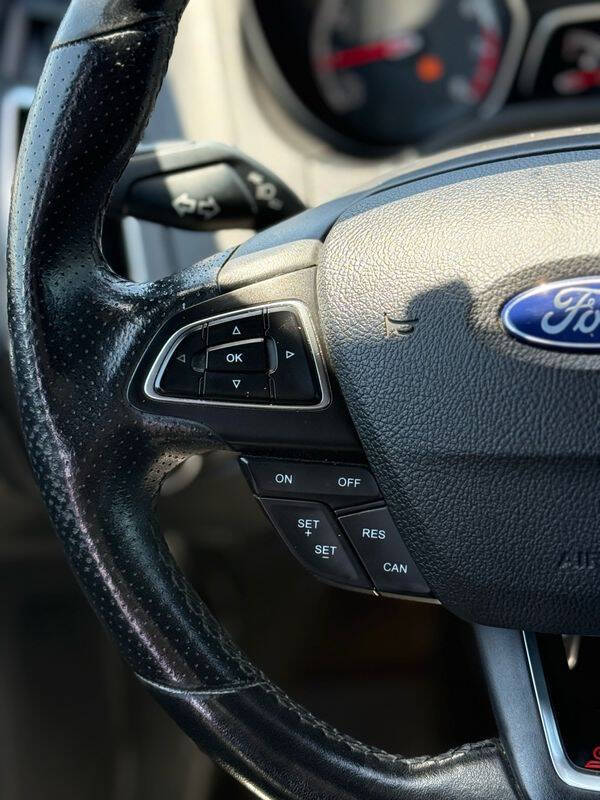 2017 Ford Focus ST