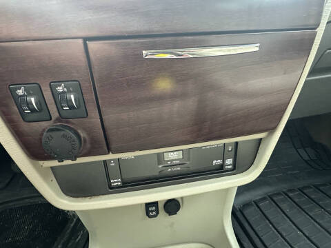 2013 Toyota Sienna XLE 7-Passenger