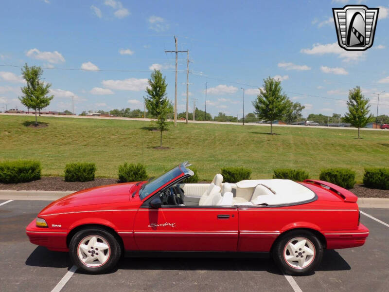 1992 Pontiac Sunbird SE