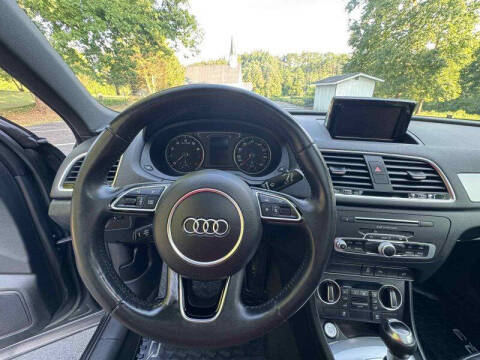 2017 Audi Q3 2.0T Premium