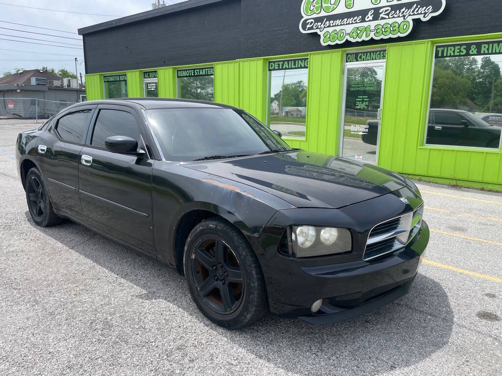 Black 2010 Dodge Charger SXT SXT 4dr Sedan 2
