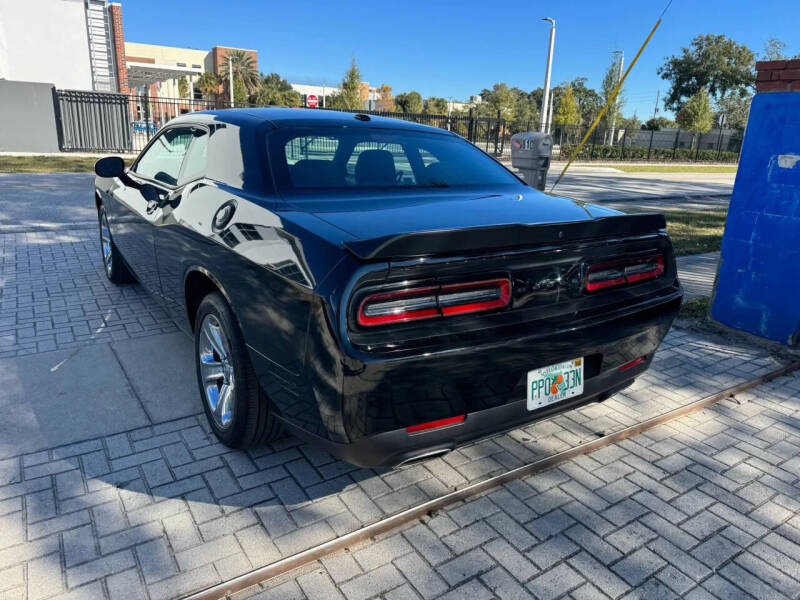 2023 Dodge Challenger SXT