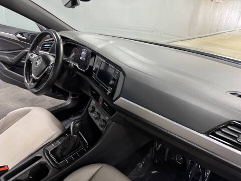 2019 Volkswagen Jetta R-Line