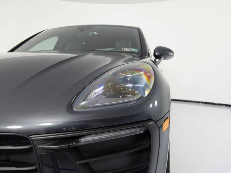 2025 Porsche Macan