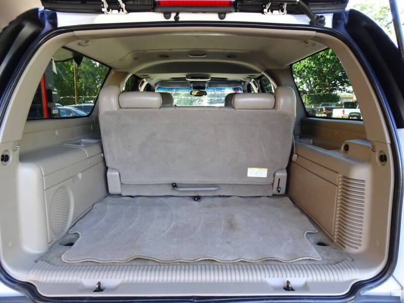 2004 GMC Yukon XL Denali