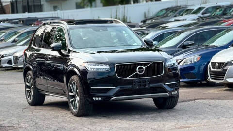 2019 Volvo XC90 T6 Momentum
