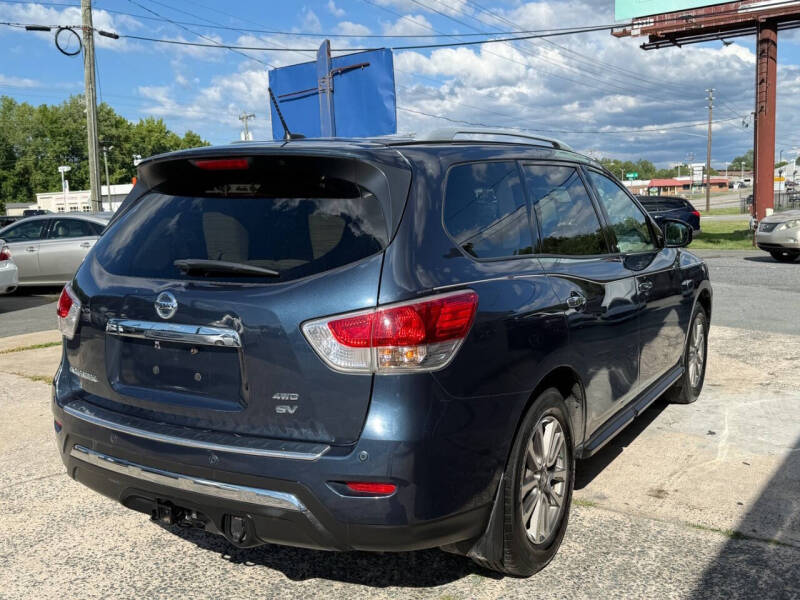 2015 Nissan Pathfinder SV