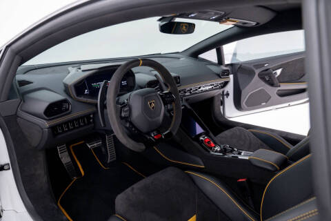 2023 Lamborghini Huracan Tecnica