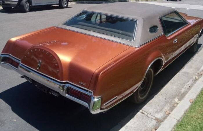 1972 Lincoln Continental