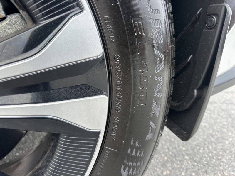 2024 Toyota bZ4X XLE