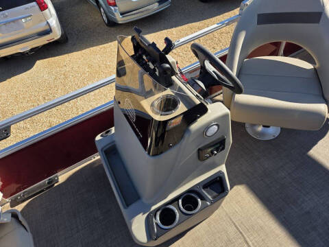 2024 Sun Tracker TRAILER