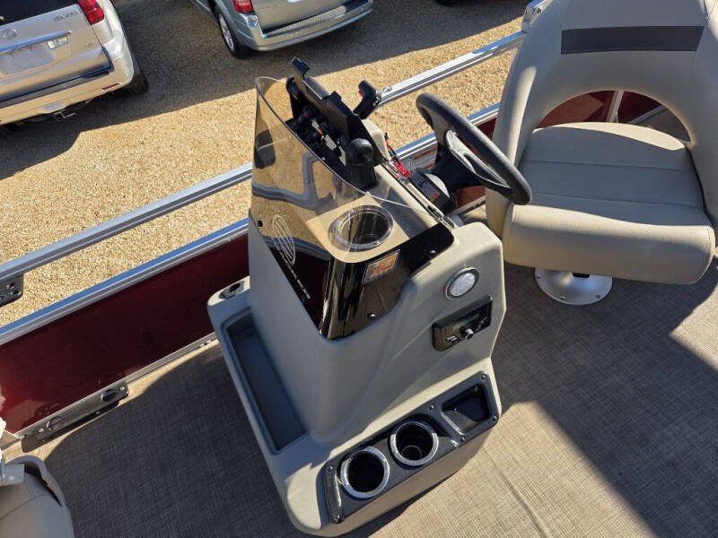 2024 Sun Tracker TRAILER