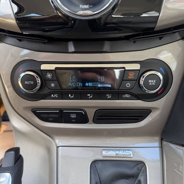 2012 Ford Focus SEL