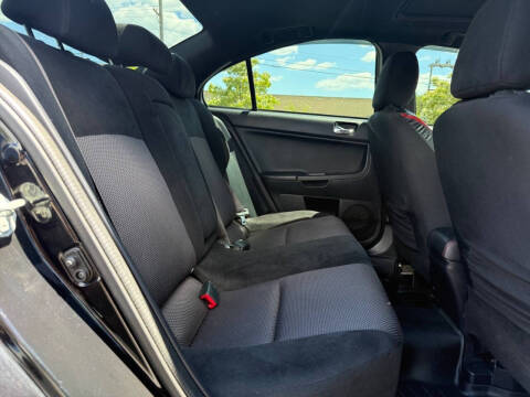 2017 Mitsubishi Lancer LE