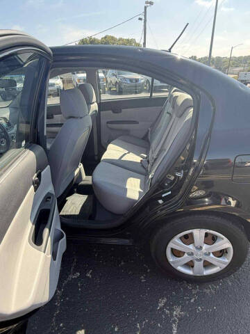 2010 Hyundai Accent GLS