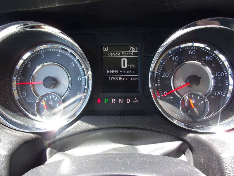 2012 Chrysler Town and Country Touring