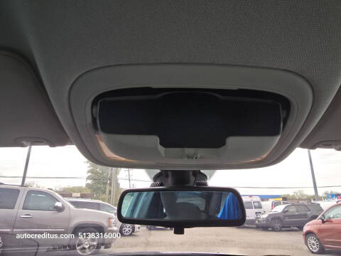 2017 Chrysler 200 LX