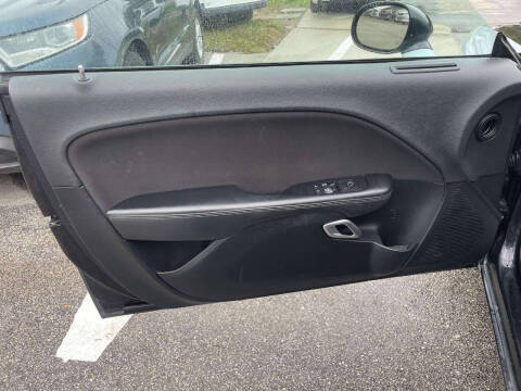 2016 Dodge Challenger SXT