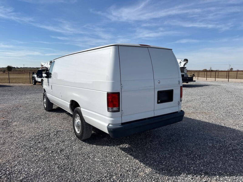 2013 Ford E-Series E-350 SD