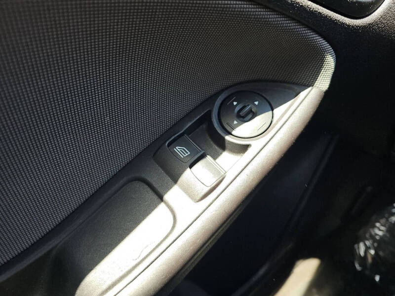 2014 Ford Focus S