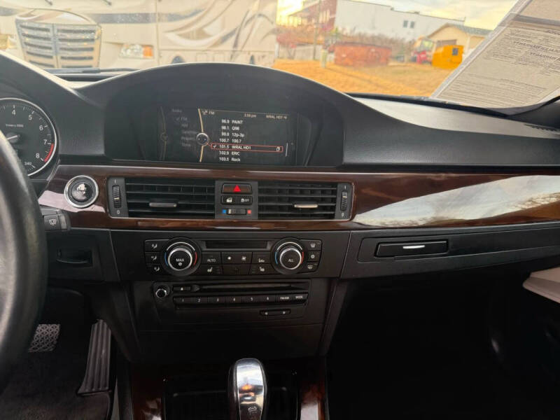 2012 BMW 3 Series 328i