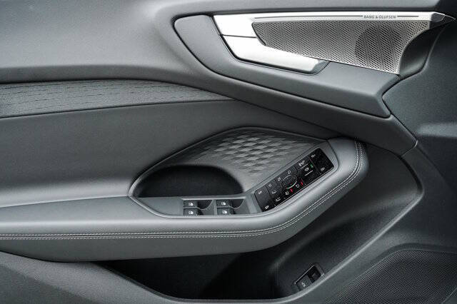 2025 Audi A5 quattro Prestige TFSI