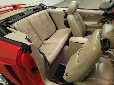 2004 Ford Mustang Deluxe