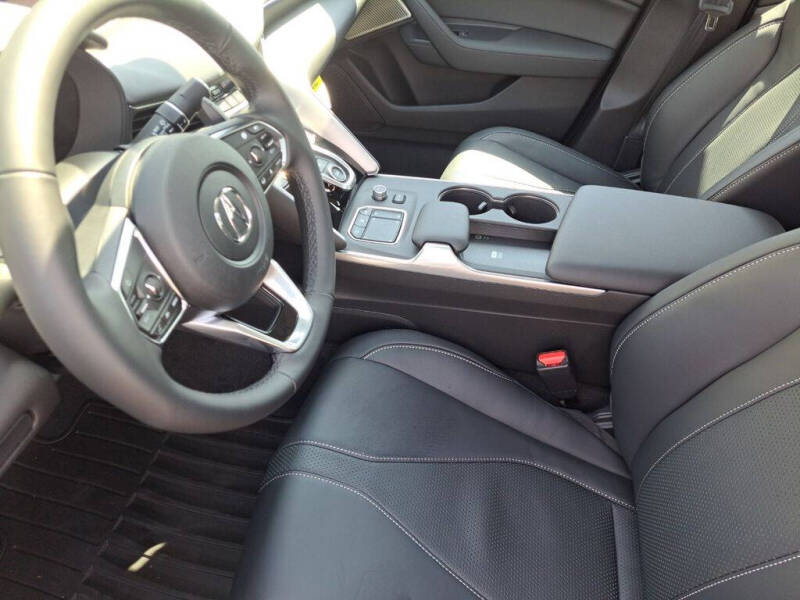 2025 Acura TLX w/Tech