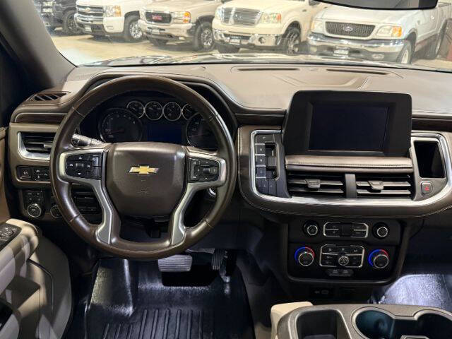2023 Chevrolet Suburban LS