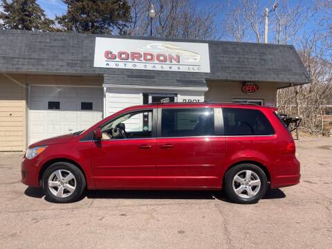 2009 Volkswagen Routan for sale at Gordon Auto Sales LLC in Sioux City IA