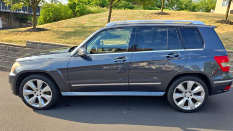 2010 Mercedes-Benz GLK for sale at 4 Below Auto Sales in Willow Grove PA