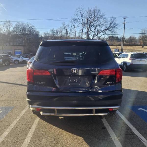 2016 Honda Pilot LX