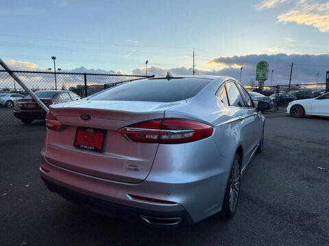 2019 Ford Fusion SE