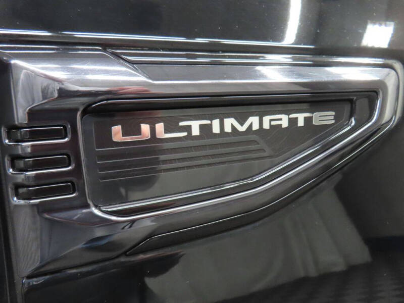 2025 GMC Yukon Denali Ultimate