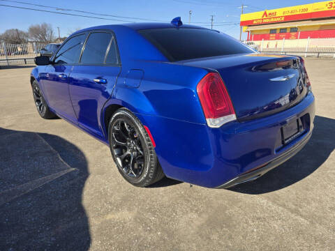 2019 Chrysler 300 S