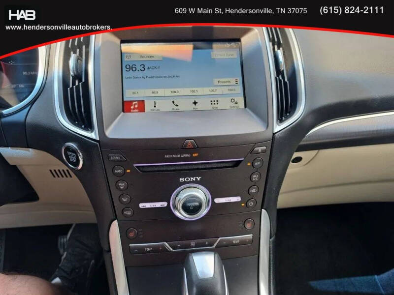 2017 Ford Edge Titanium