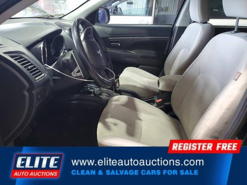 2015 Mitsubishi Outlander Sport SE